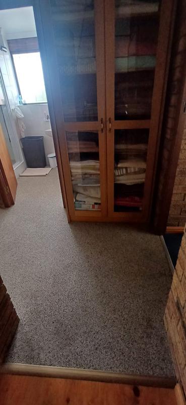 5 Bedroom Property for Sale in Sandbaai Western Cape